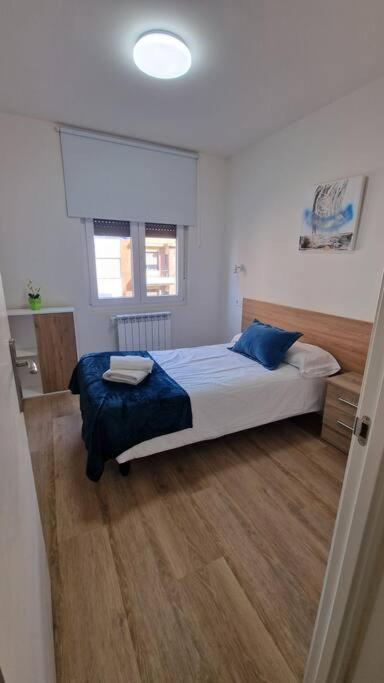 Apartamento Aires De Tineo Oviedo Bagian luar foto